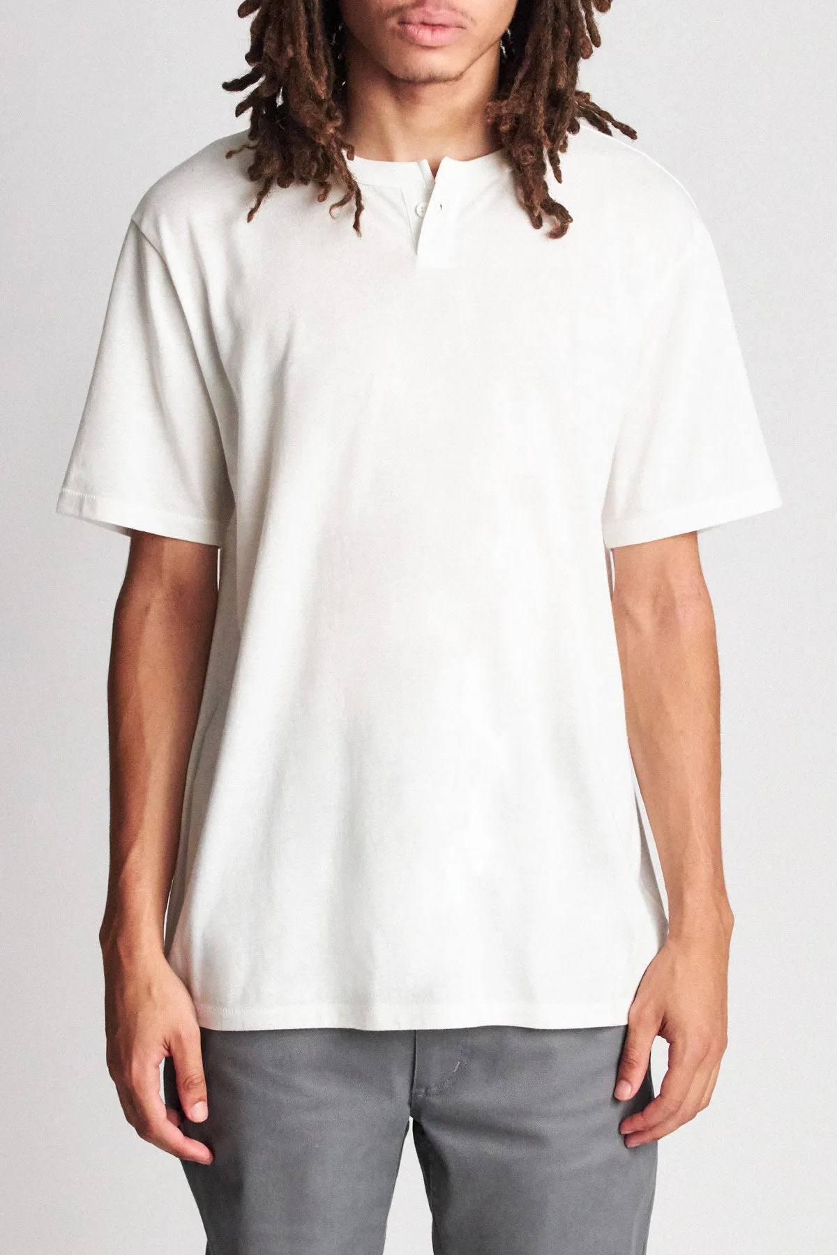 Basic S/S Henley - Off White