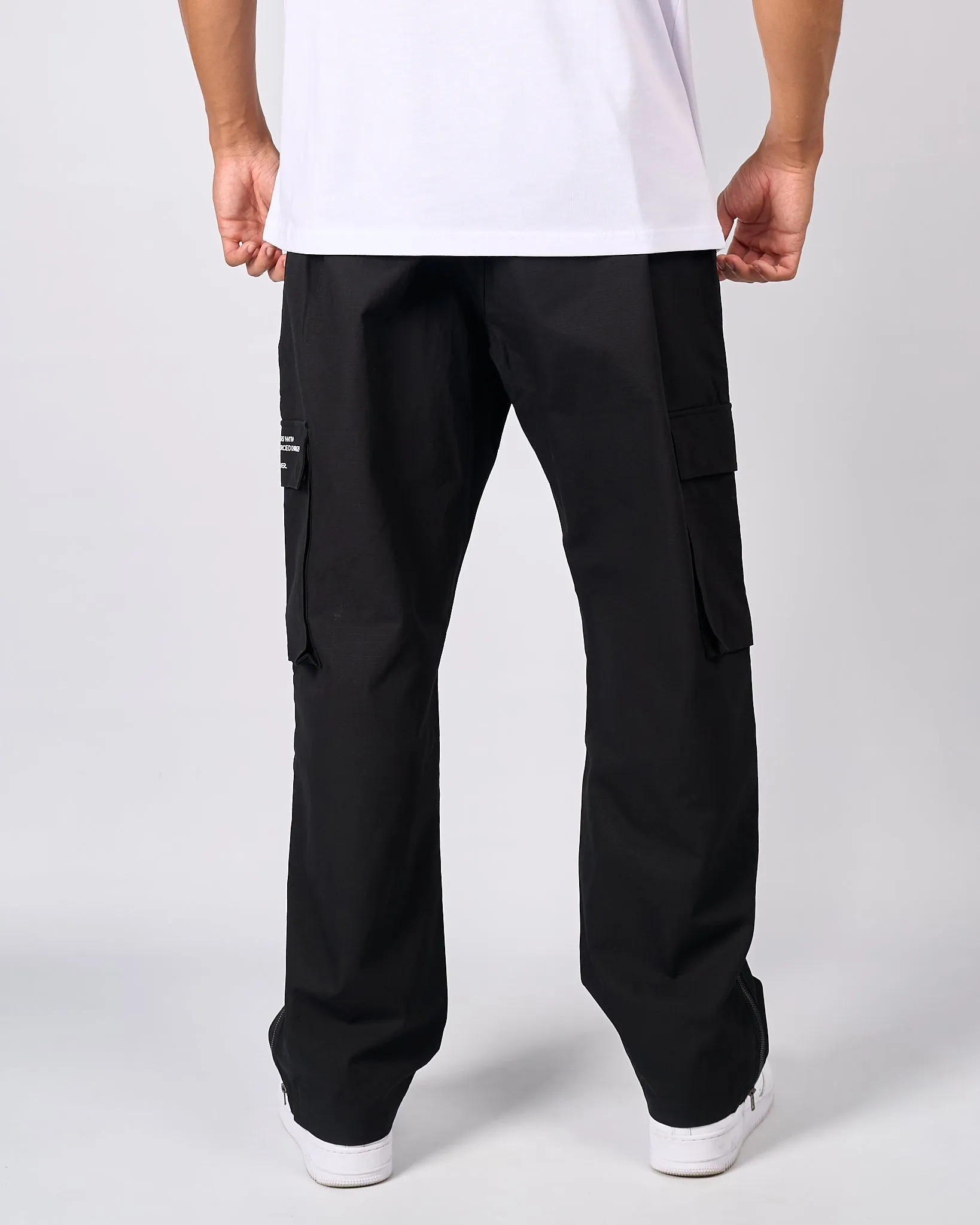 Black Maison Cargos