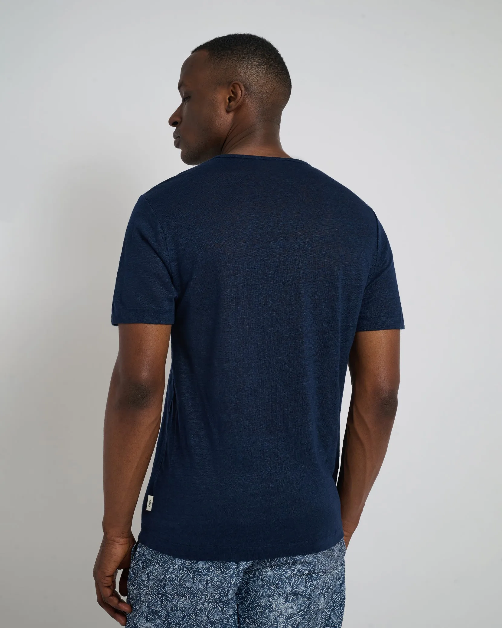 Chad Linen Tee