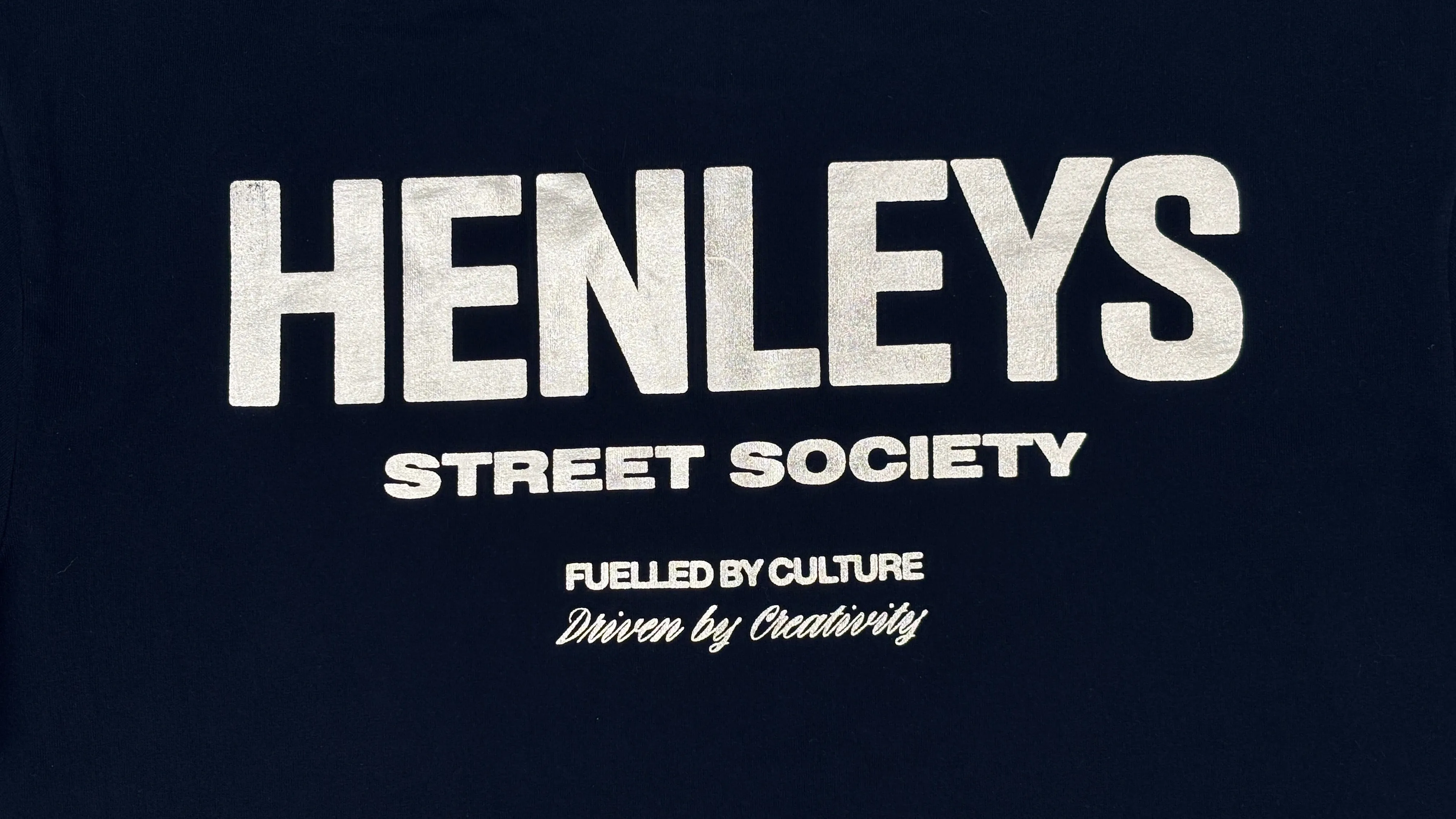 HENLEYS MEN'S SOCIETY BLACK TEE
