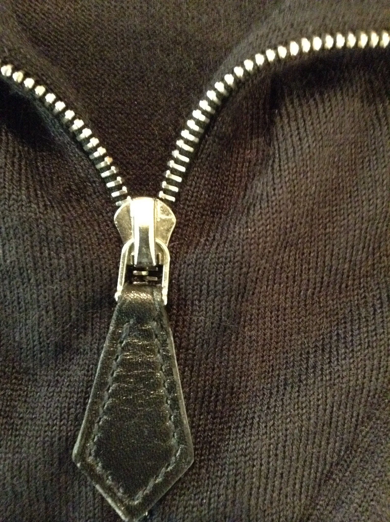 Hermes - Black Long Sleeve Zip Neck Cashmere Sweater - XL