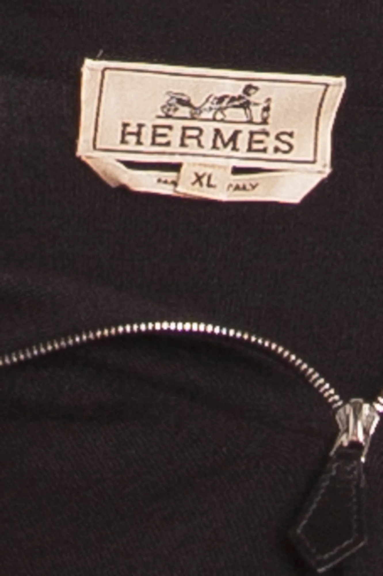 Hermes - Black Long Sleeve Zip Neck Cashmere Sweater - XL