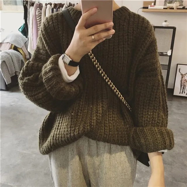 Long-Sleeved Round Collar Knit Sweater