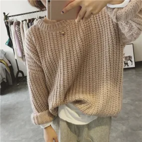 Long-Sleeved Round Collar Knit Sweater