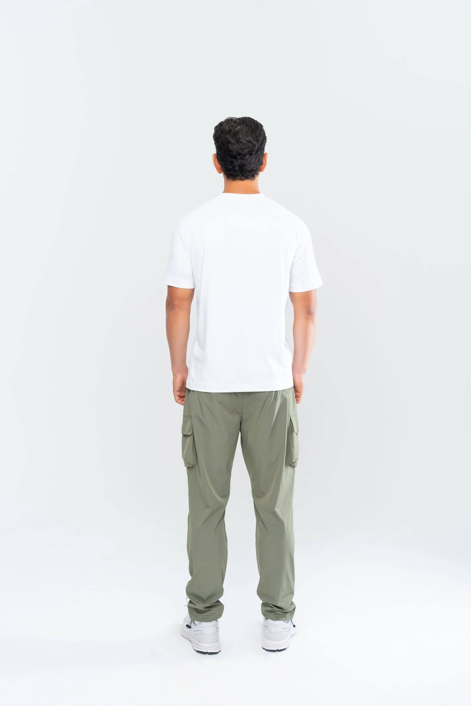 MEN'S PERFORMANCE TECH CARGO JOGGERS - OLIVE