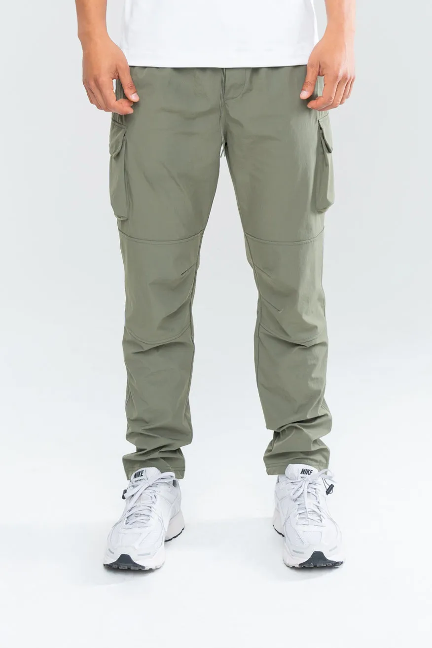 MEN'S PERFORMANCE TECH CARGO JOGGERS - OLIVE