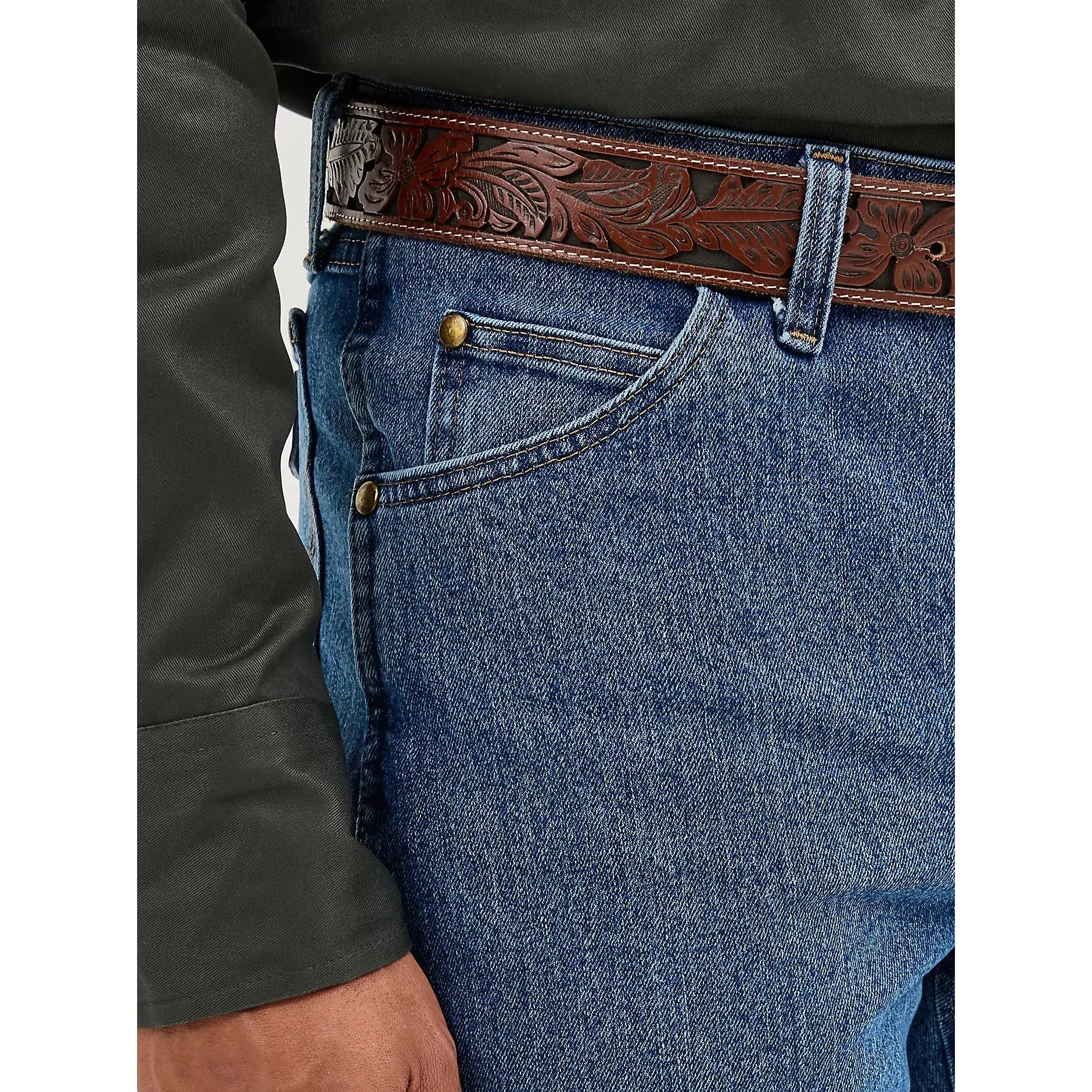 Men's Wrangler Premium Performance Advanced Comfort Cowboy Cut® Regular Fit Jean 1047MACMT