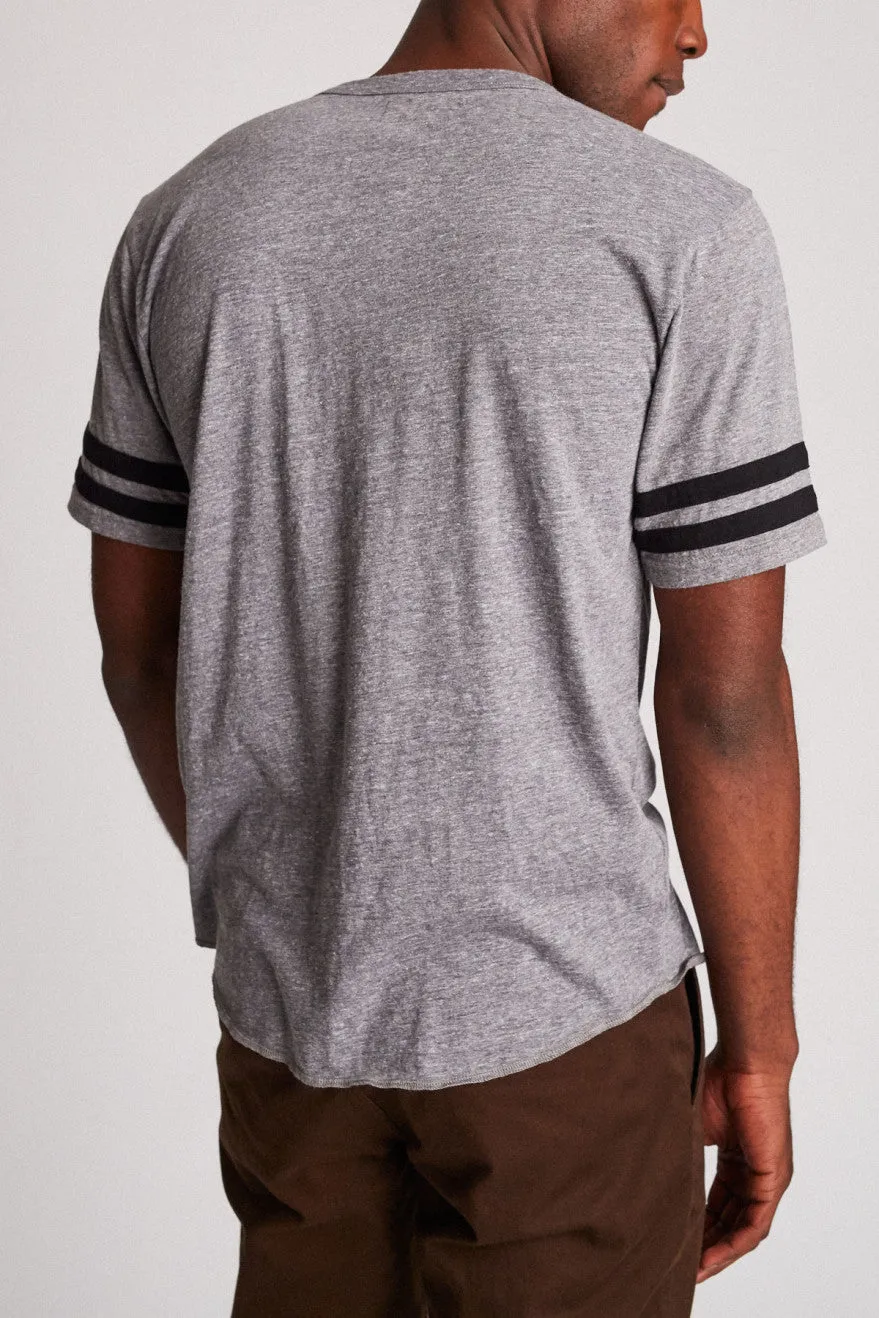 Potrero II S/S Henley - Heather Grey/Black